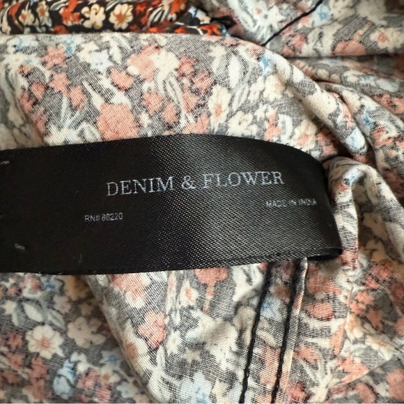 Denim & Flower | Brown Floral Button Down Shirt | Sz M - Picture 4 of 10